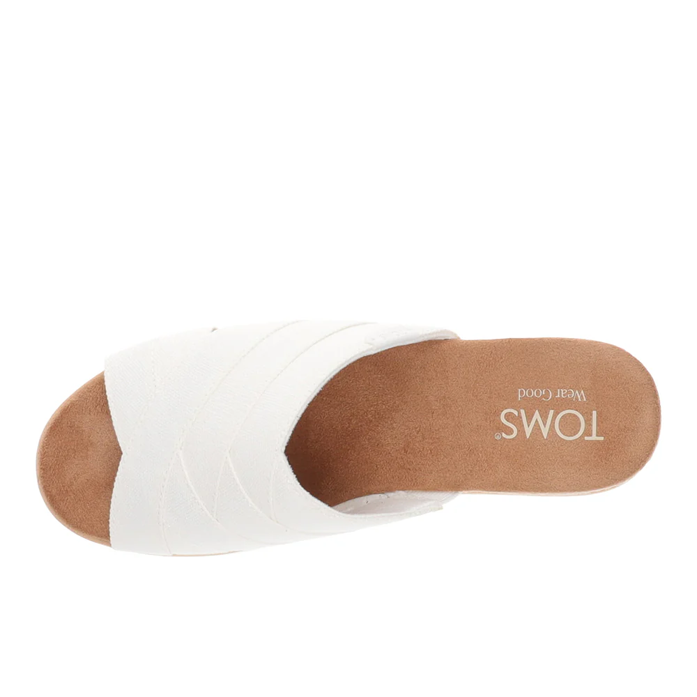 Diana Crossover Wedge Sandals - Image 4