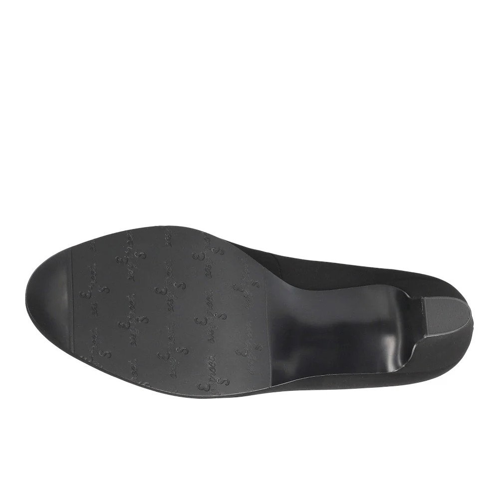 Equinox Round Toe Platform Pumps - Image 5