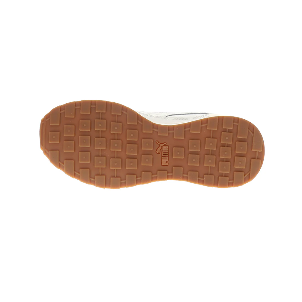 Graviton Leather Lace Up Sneakers - Image 5