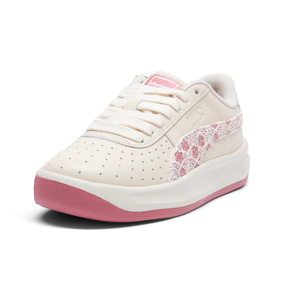 GV Special Bloom Lace Up Sneakers - Image 2