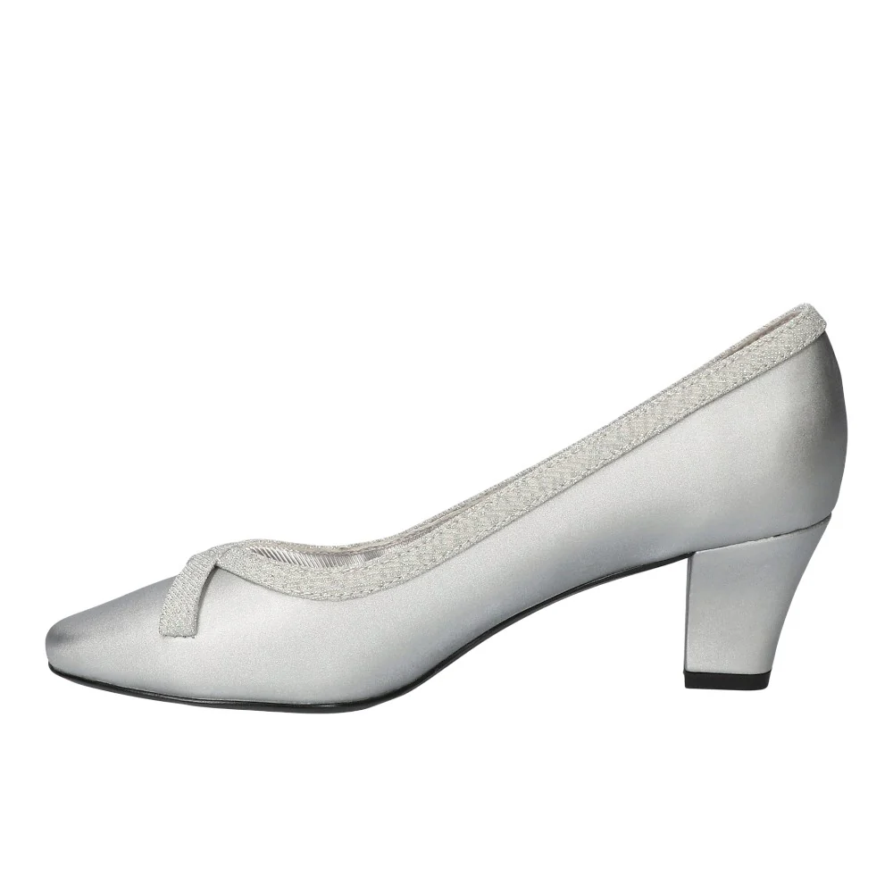 Kata Topline Bow Round Toe Pumps - Image 3