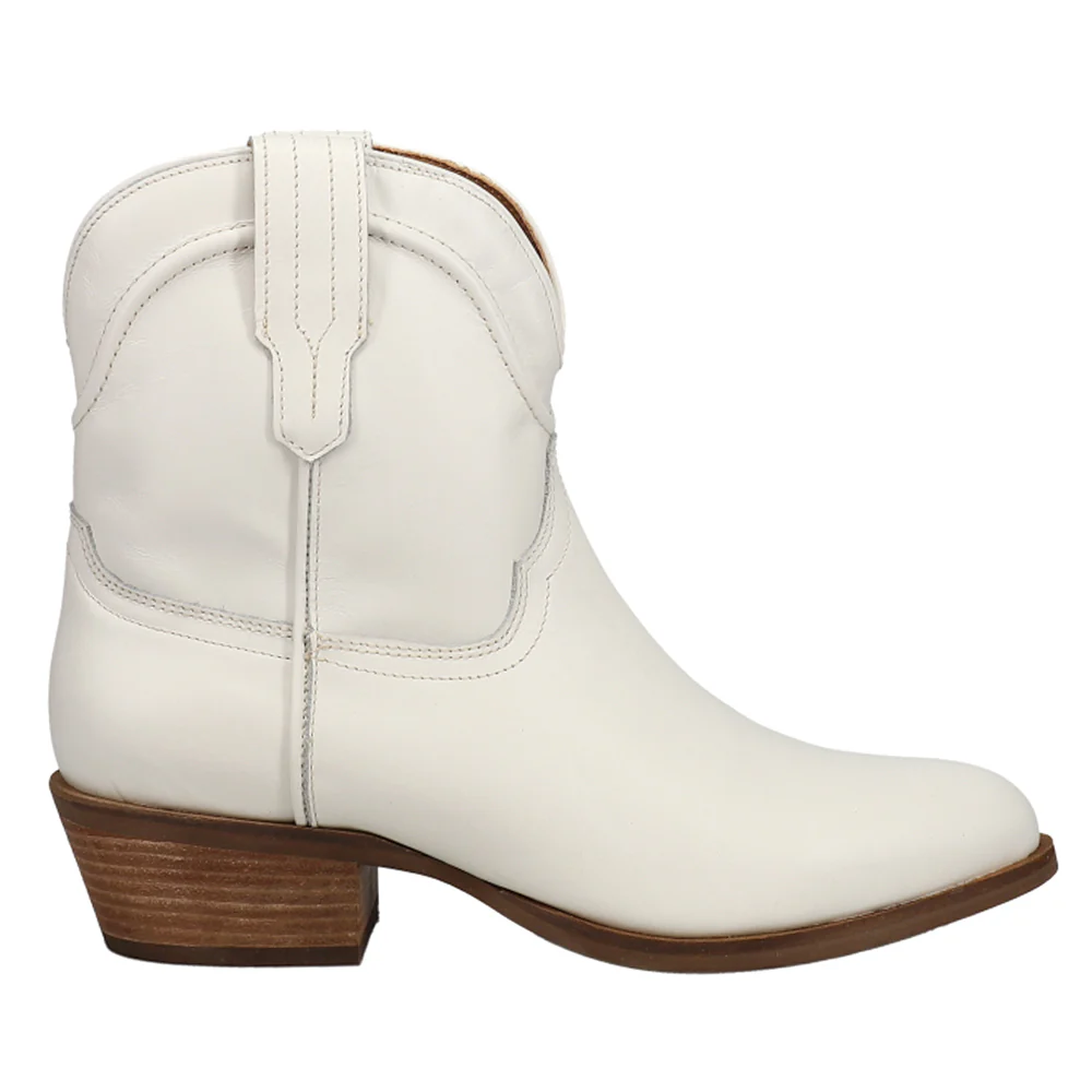 Seguaro Pull On Round Toe Cowboy Booties