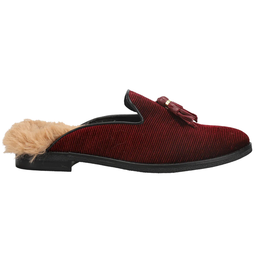 Seaport Levy Slip On Flats
