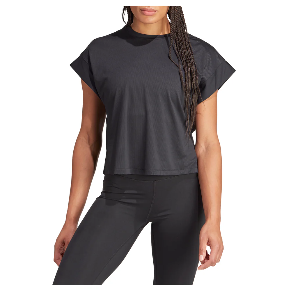 Studio Crew Neck Short Sleeve Athletic T-Shirt