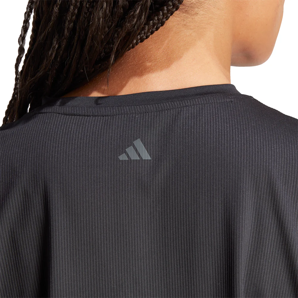 Studio Crew Neck Short Sleeve Athletic T-Shirt - Image 4